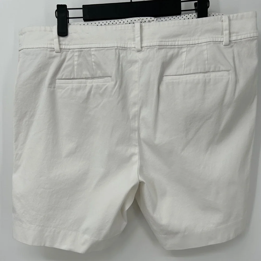 Talbots Perfect Short Womens 14 White Chino Bermuda Mid Rise Cotton Blend Shorts - Picture 5 of 8